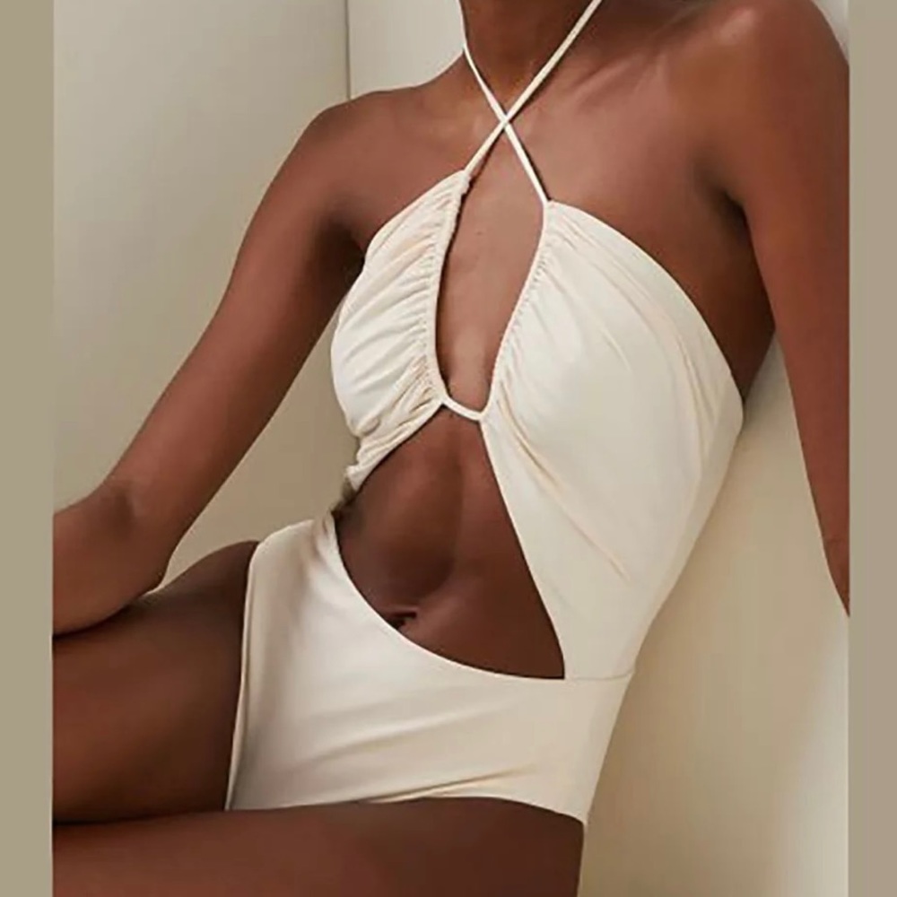 New swimsuit! - Picture 2 of 5